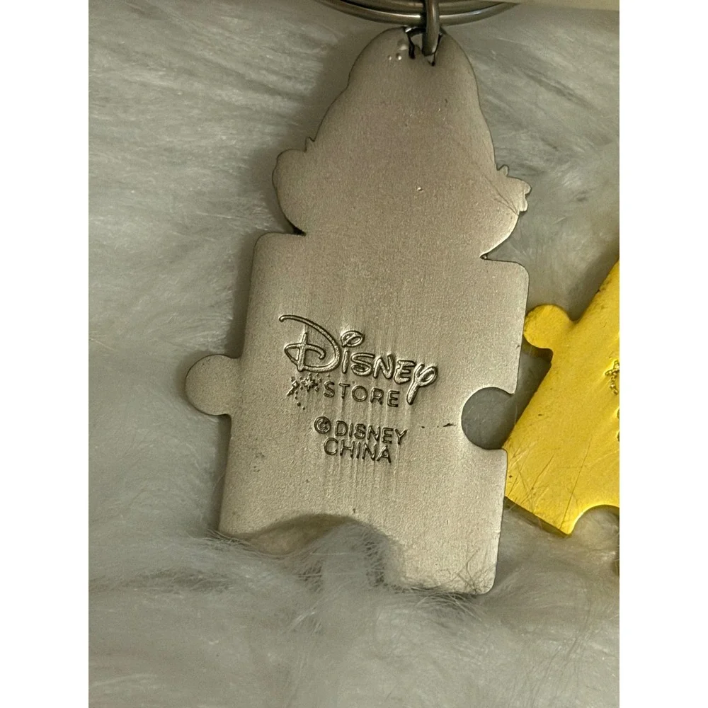 Disney Store Chip and Dale Best Friends Puzzle Piece Keychain Set Gold Silver